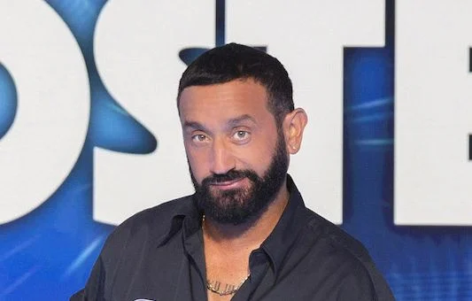 1444x920 Cyril Hanouna