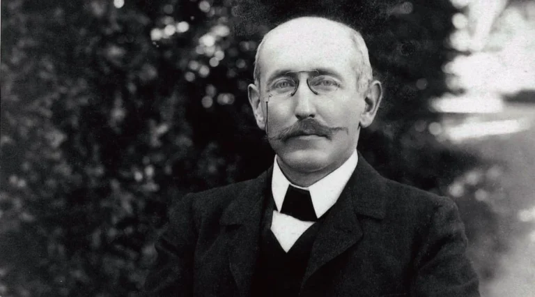 Alfred Dreyfus à Lecole Centrale De Pyrotechnie De Bourges Crédit Collection De La Famille Dreyfus